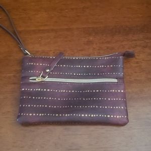 Small wristlet